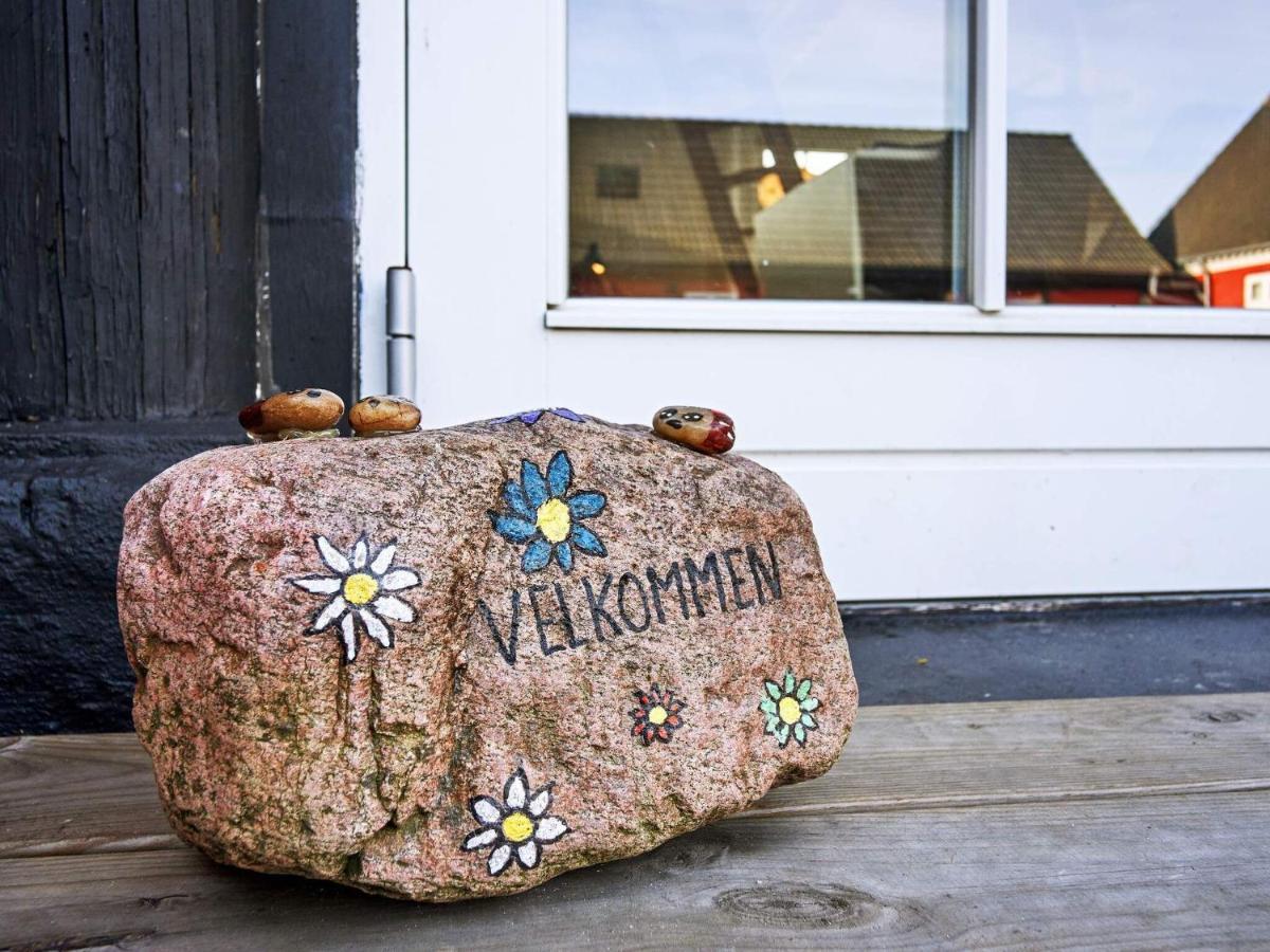 5 Person Holiday Home In AÅkirkeby Esterno foto
